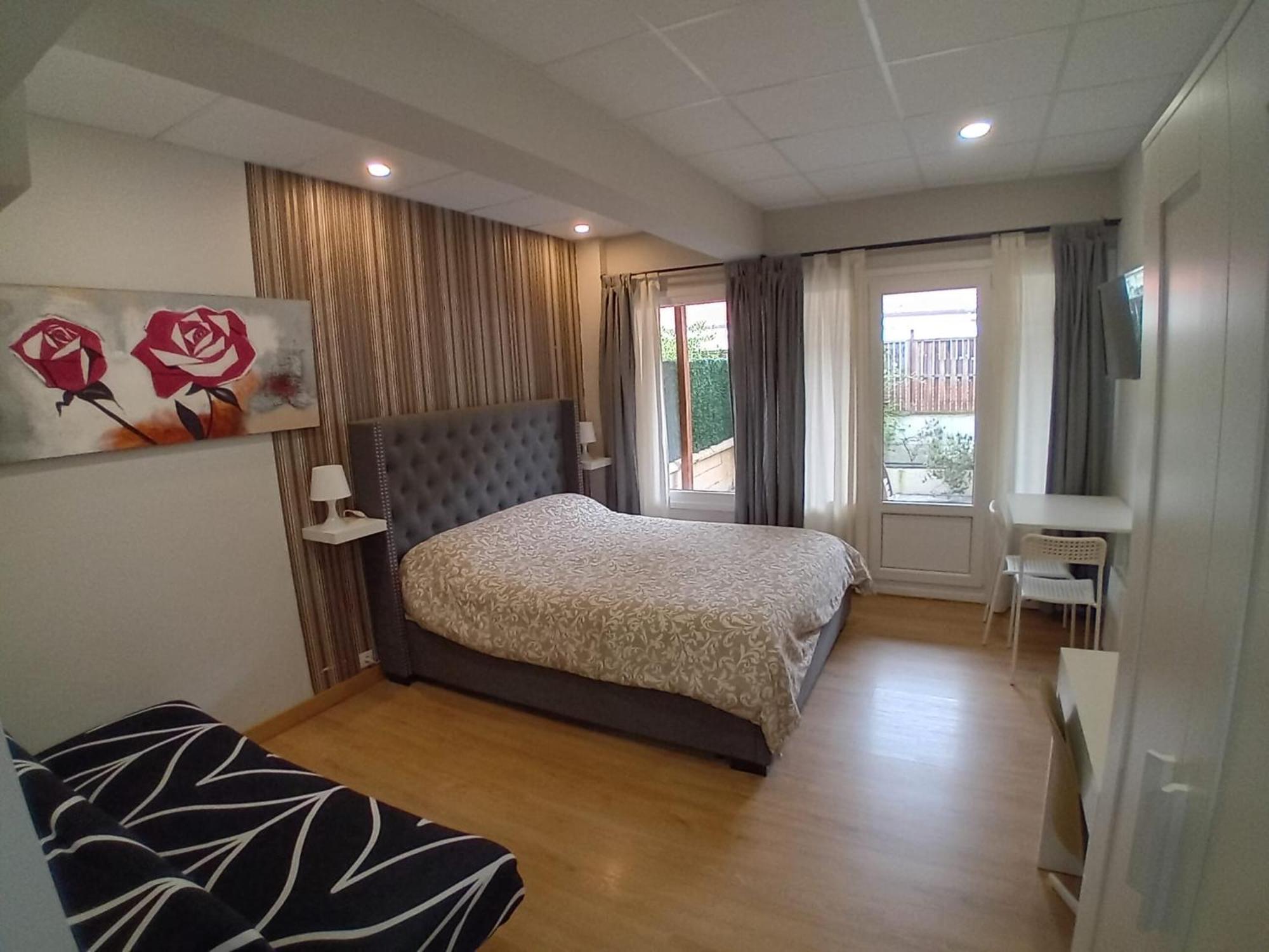 Aparthotel Estudios Deusto