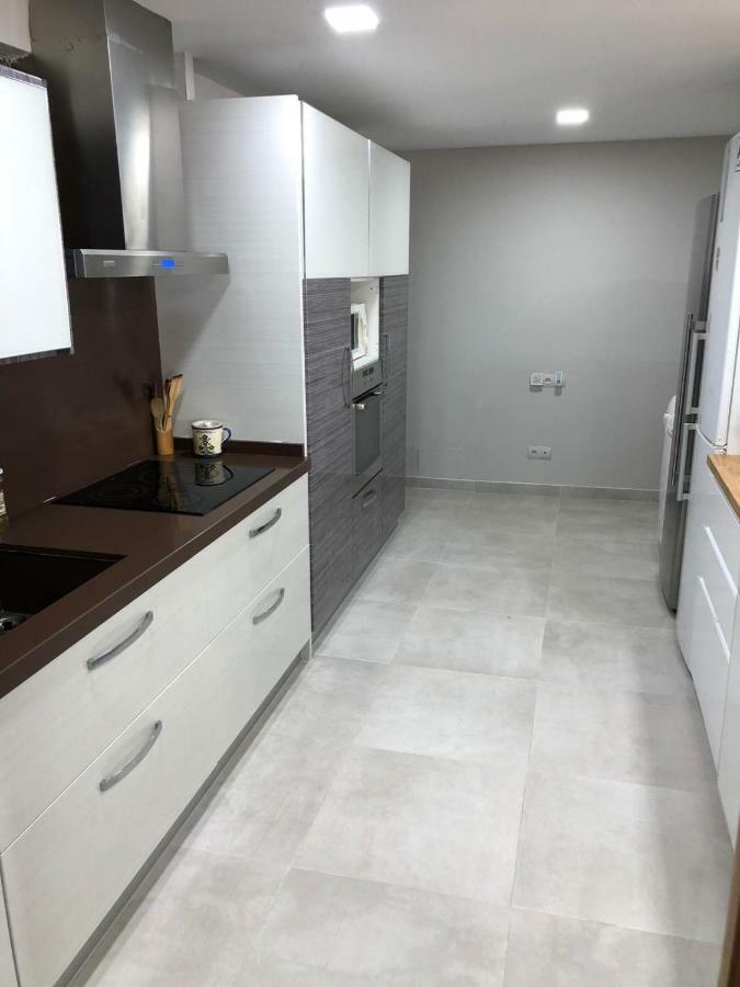 Estudios Deusto 3*